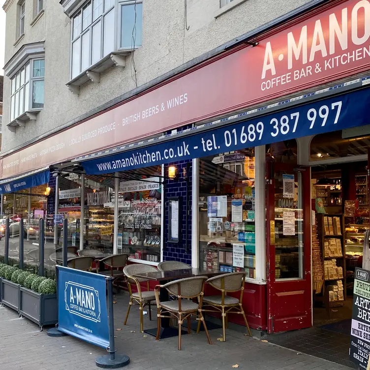 A Mano Coffee Bar & Kitchen