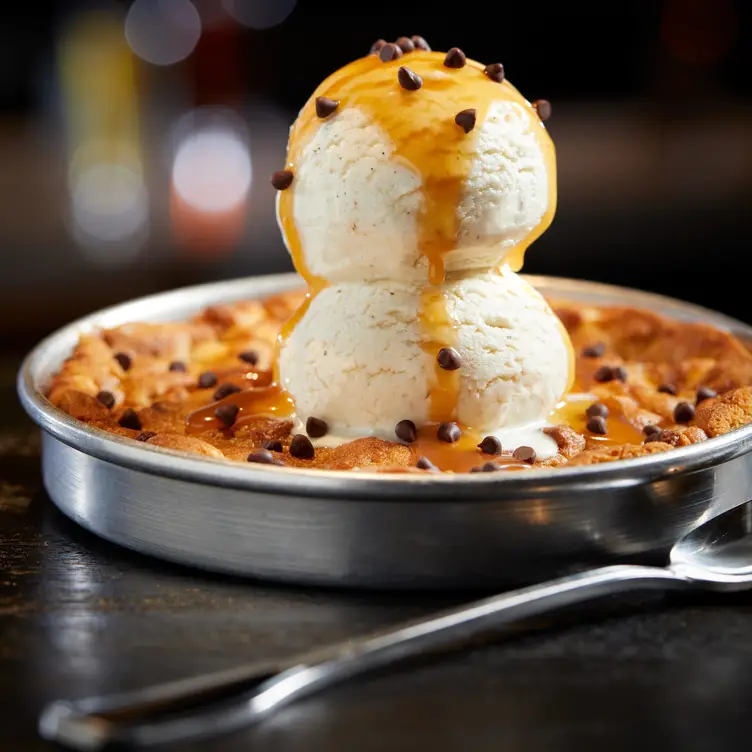 BJ’s Restaurant & Brewhouse – Brea