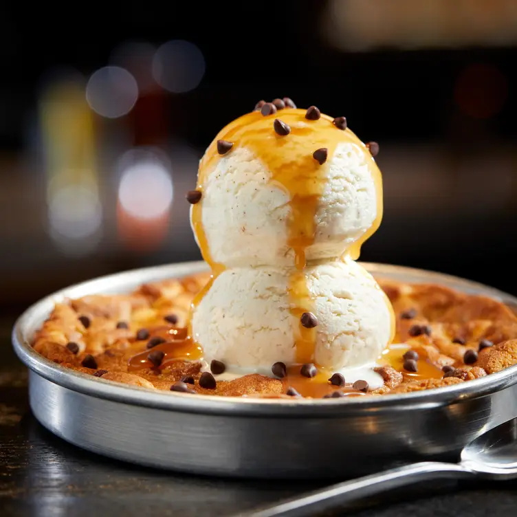 BJ’s Restaurant & Brewhouse – Moreno Valley