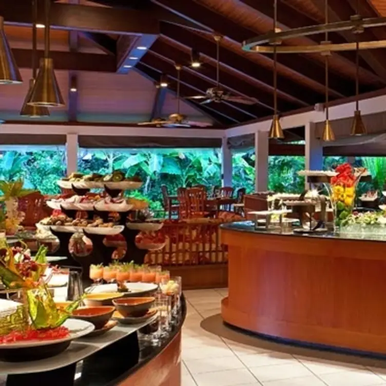 Feast -Sheraton Maldives