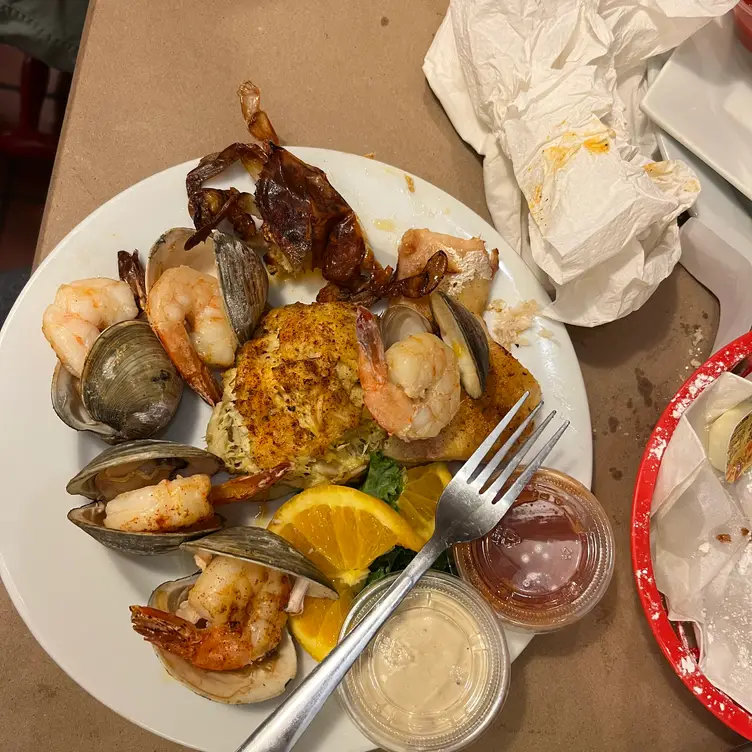 Higgins Crab House – 31st Street