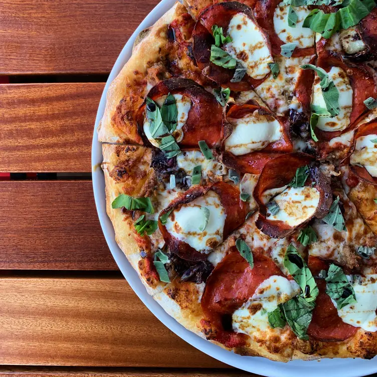 Nello’s Pizzeria + Italian Kitchen – Ahwatukee