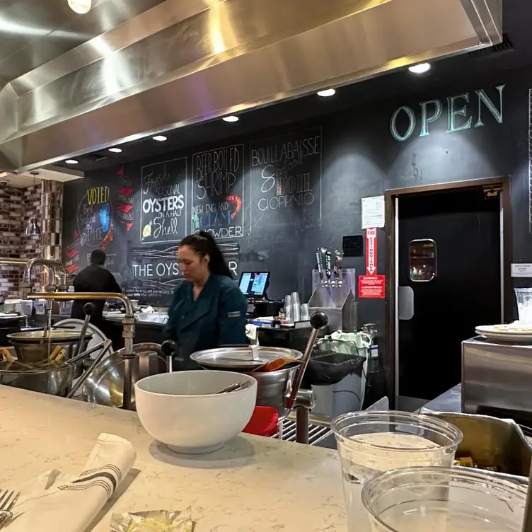 Nugget Casino Resort – Oyster Bar