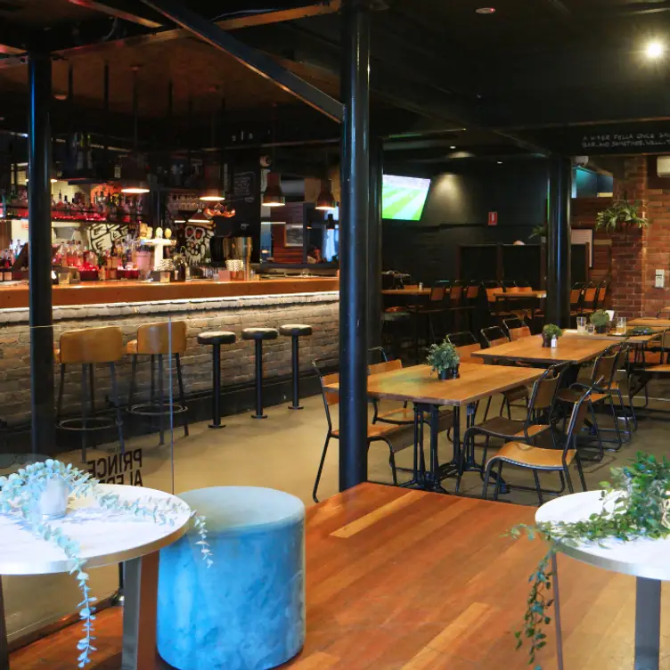 Prince Alfred Hotel – Port Melbourne