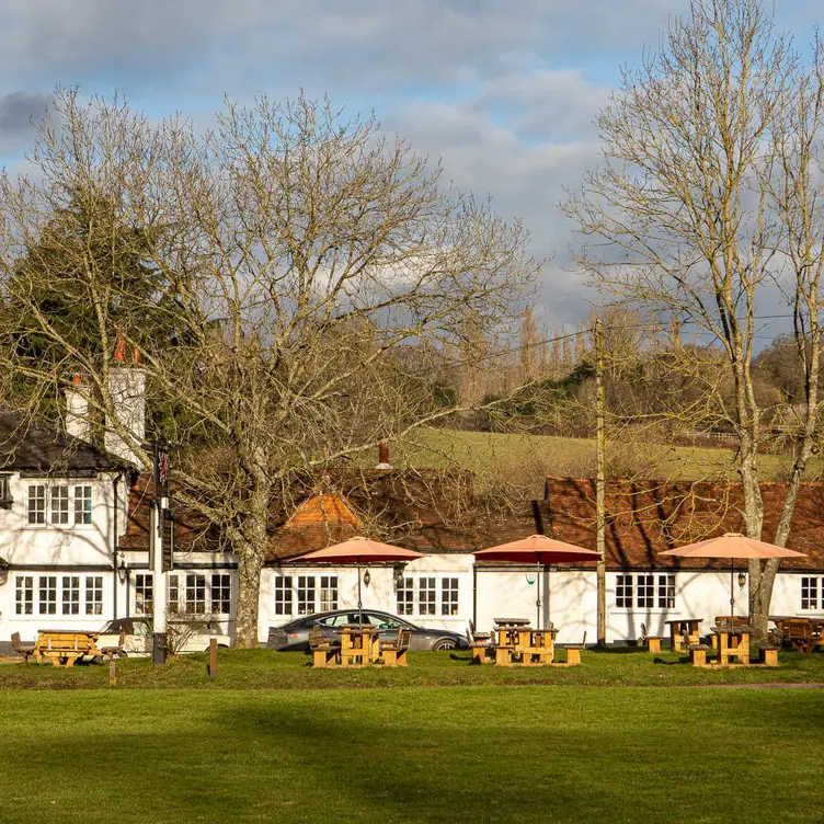 Red Lion Inn – Shamley Green