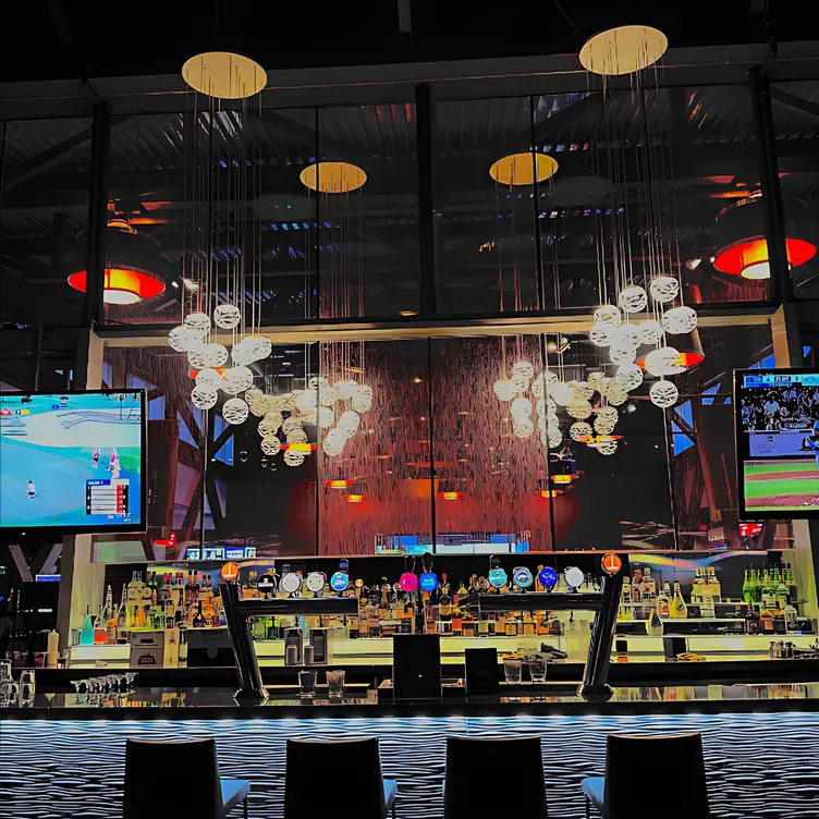 RedBar Lounge – Starlight Casino New Westminster