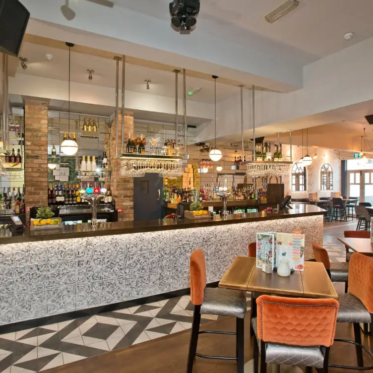 Slug & Lettuce – South Woodford