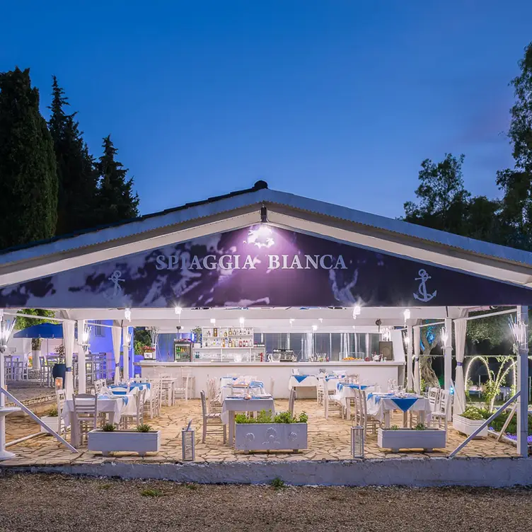 Spiaggia Bianca Seafood Restaurant