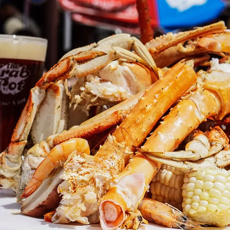 The Crab Pot Restaurant & Bar – Seattle