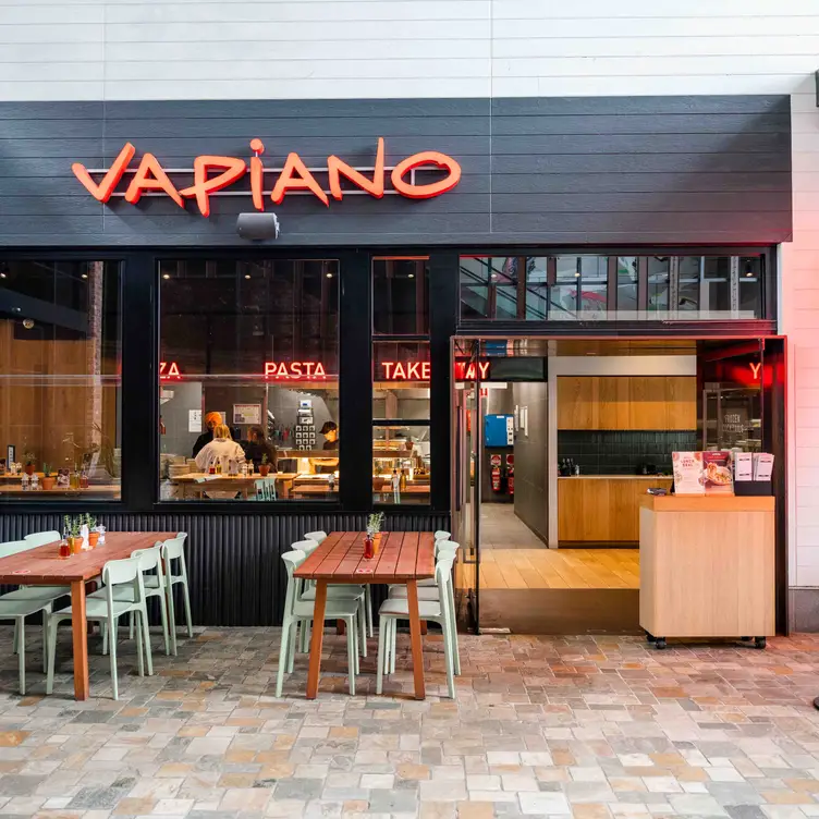 Vapiano – Coomera