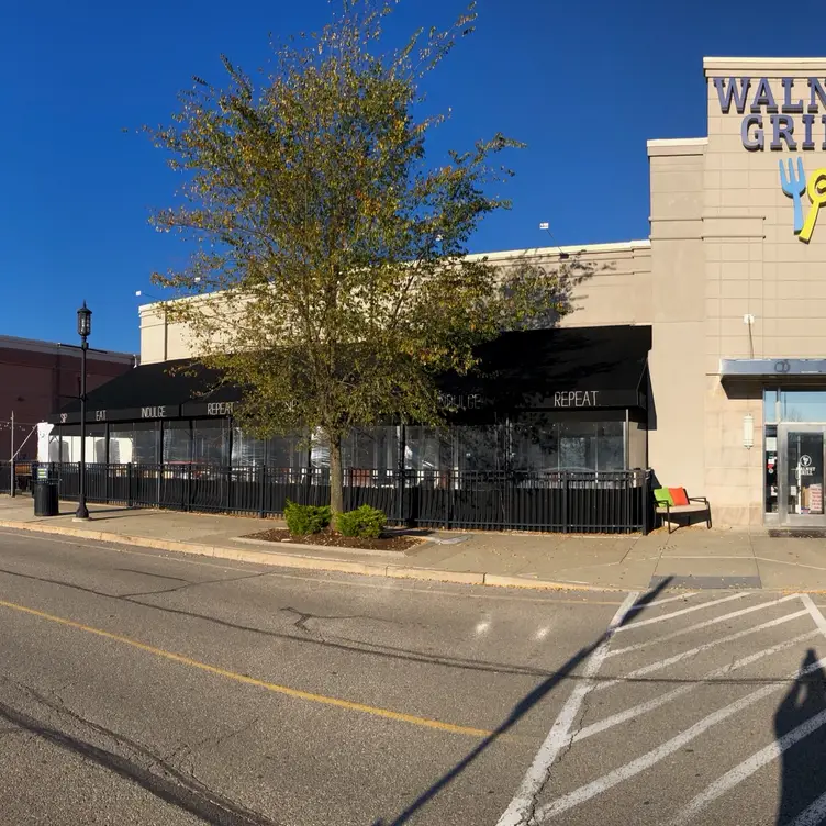 Walnut Grill – Robinson