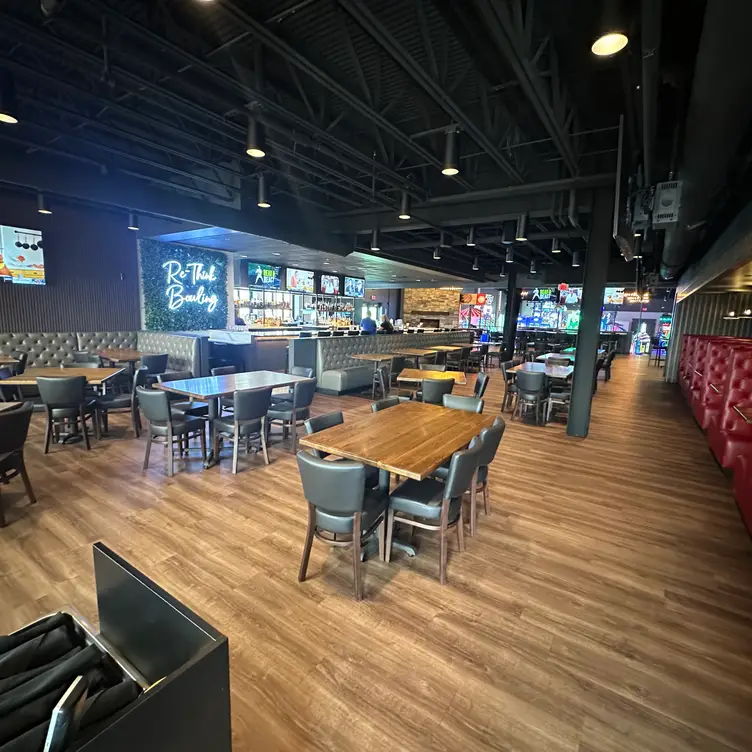 Alley’s Alehouse – Brownsburg