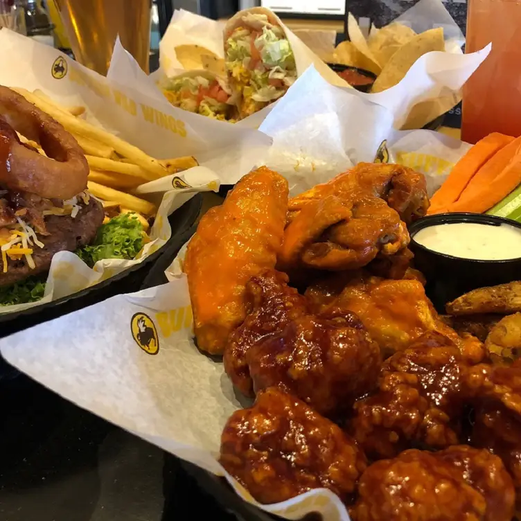 Buffalo Wild Wings – Athens