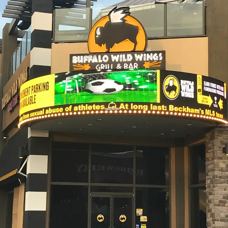 Buffalo Wild Wings – Brea