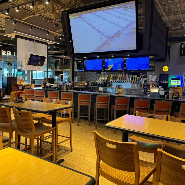 Buffalo Wild Wings – Cape Girardeau