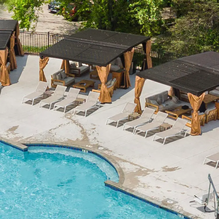 Cabanas at The Ridge Pool