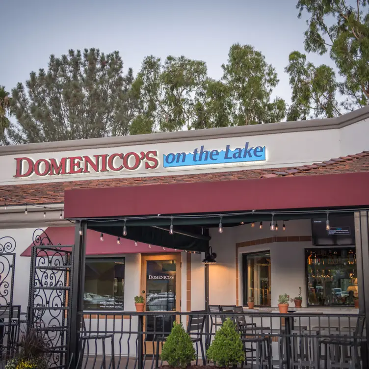 Domenico’s on the Lake