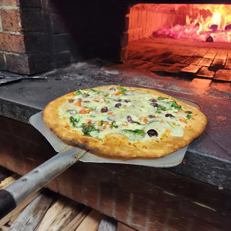 Enrico’s Brick Oven Pizzeria & Pub