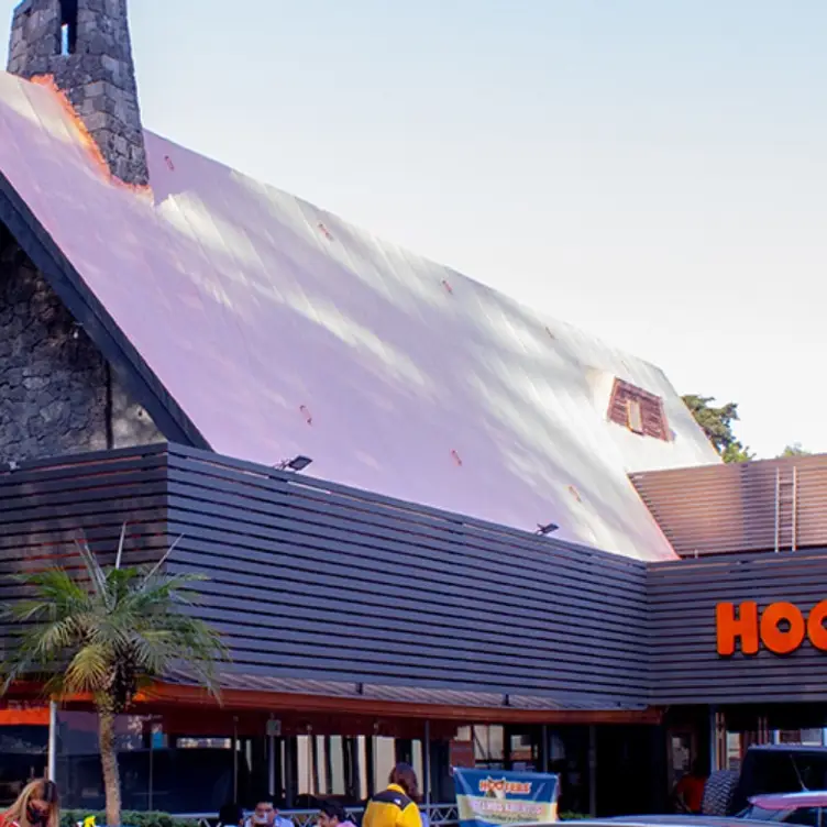 Hooters – Insurgentes