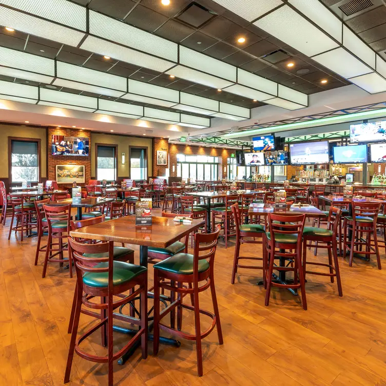 Jake n JOES Sports Grille – Braintree