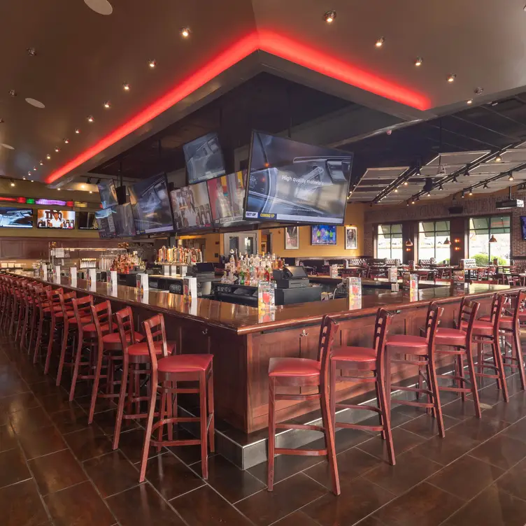 Jake n JOES Sports Grille – Waltham