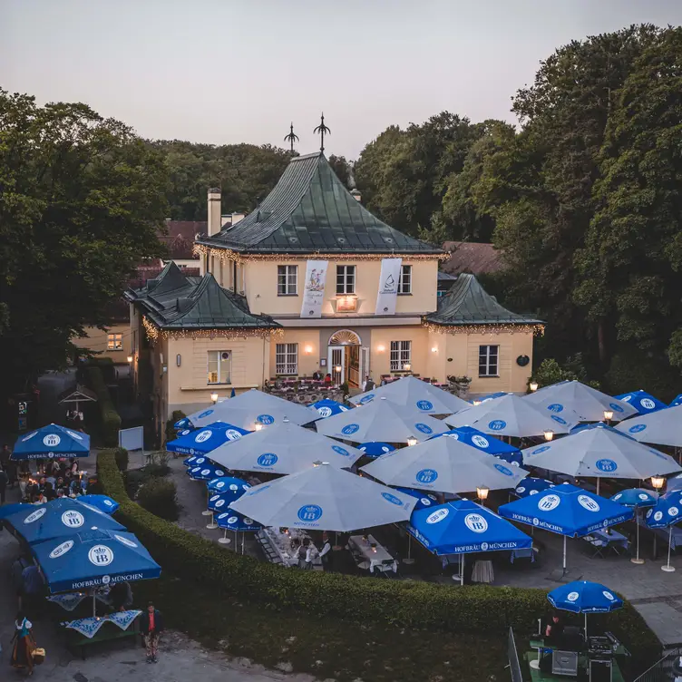 Kocherlball am Chinesischen Turm