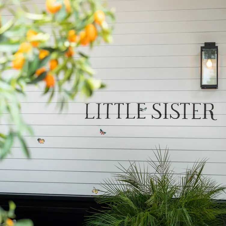 Little Sister – Irvine