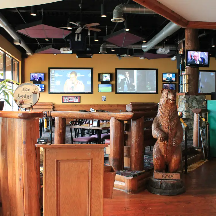 Lodge Grill & Bar