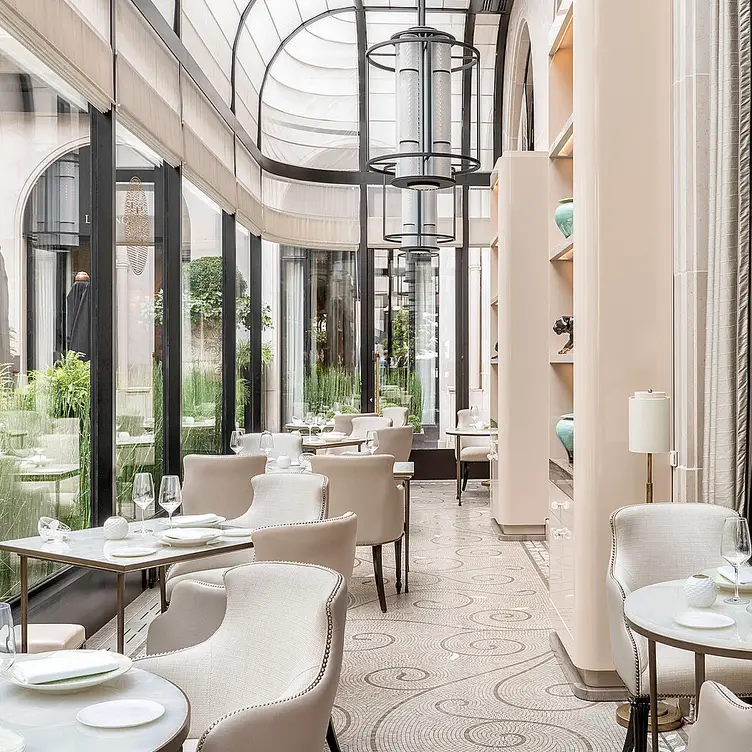 L’Orangerie – Four Seasons Hôtel George V