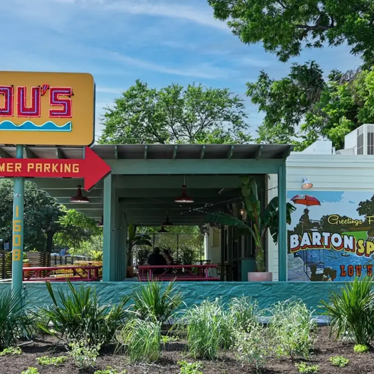 Lou’s Barton Springs