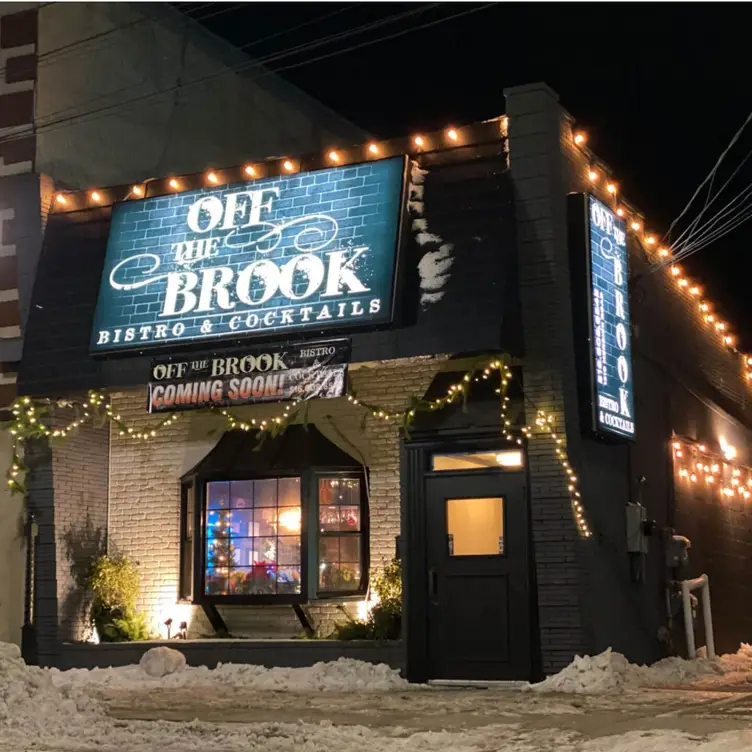 Off the Brook Bistro & Cocktails