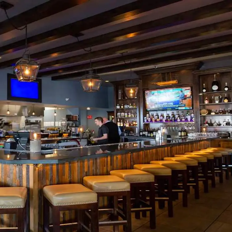 Rustic House Oyster Bar and Grill – Los Altos