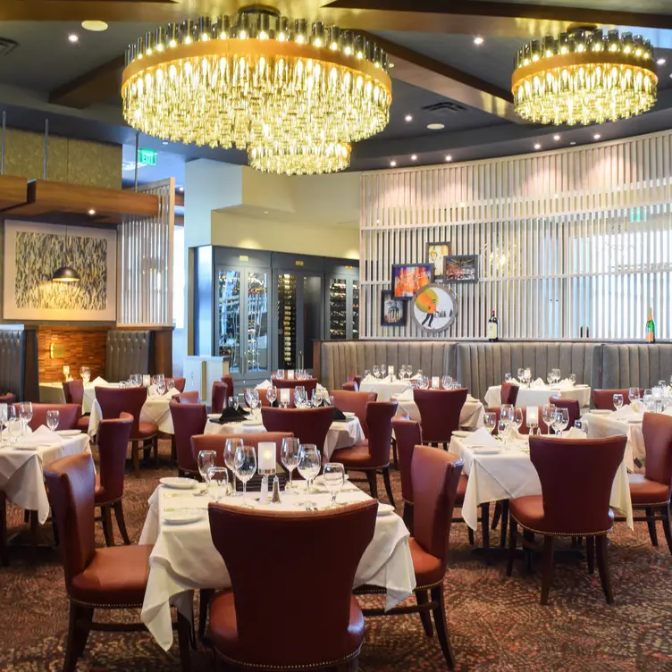 Ruth’s Chris Steak House – Denver Tech