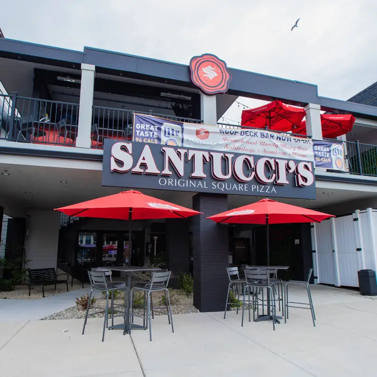 Santucci’s – Ventnor City