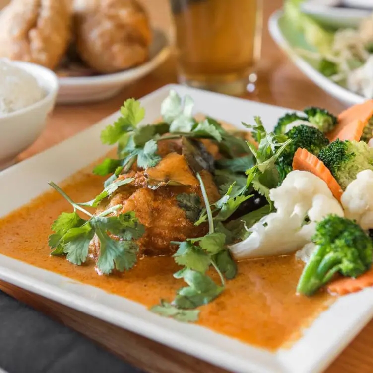 Sawatdee Thai Restaurant – Saint Paul