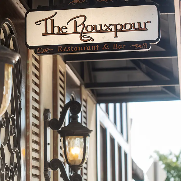 The Rouxpour Restaurant & Bar – Sugar Land