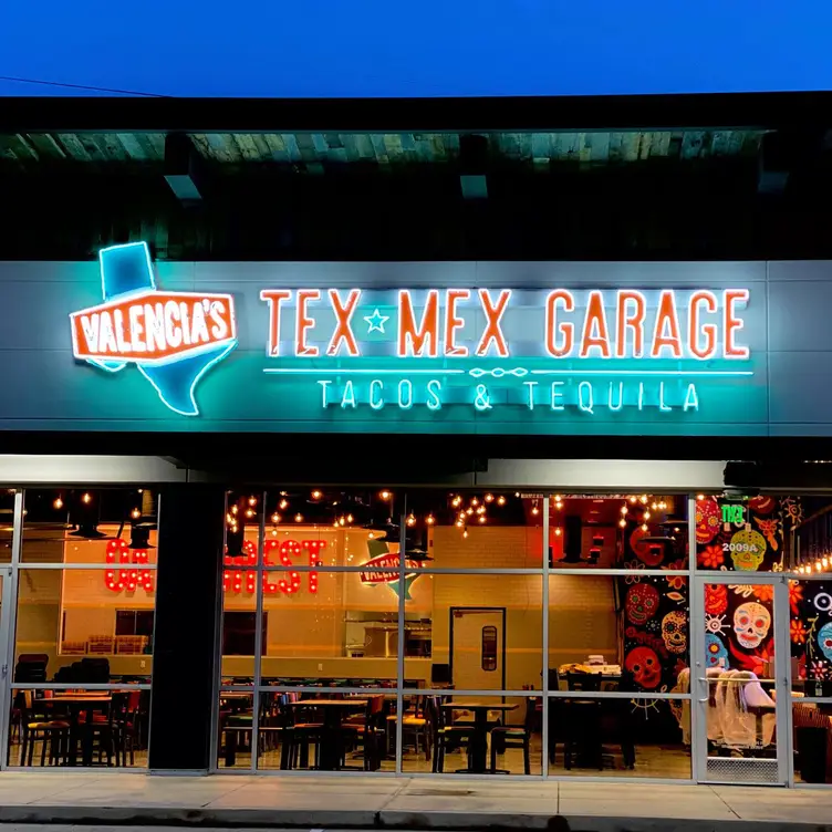 Valencia’s Tex-Mex Garage – Oak Forest