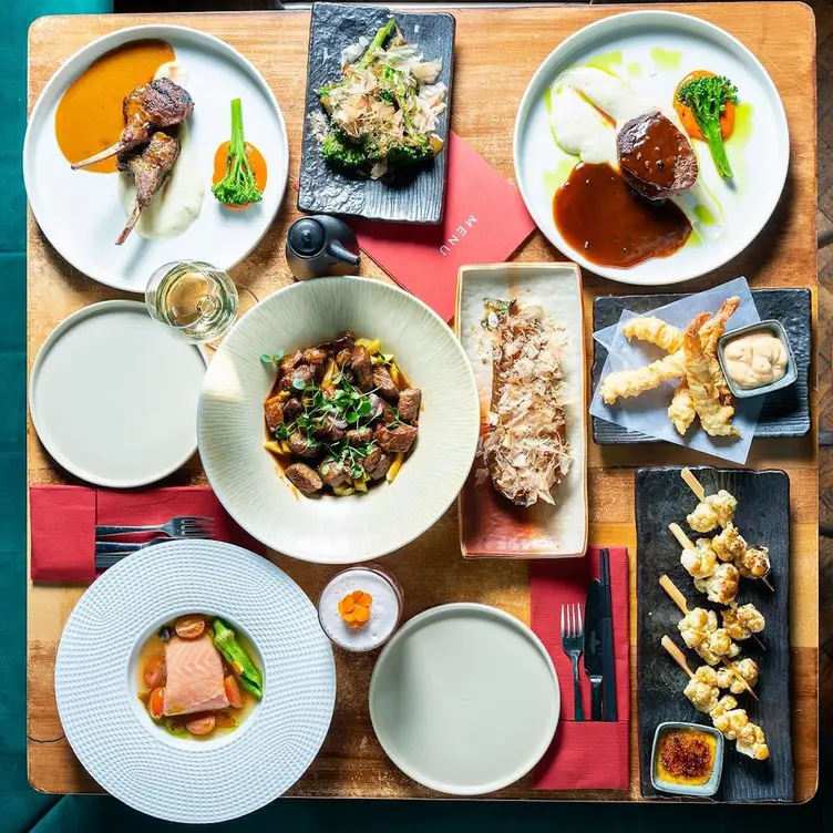 Wa – Modern Sushi – Tapas – Grill